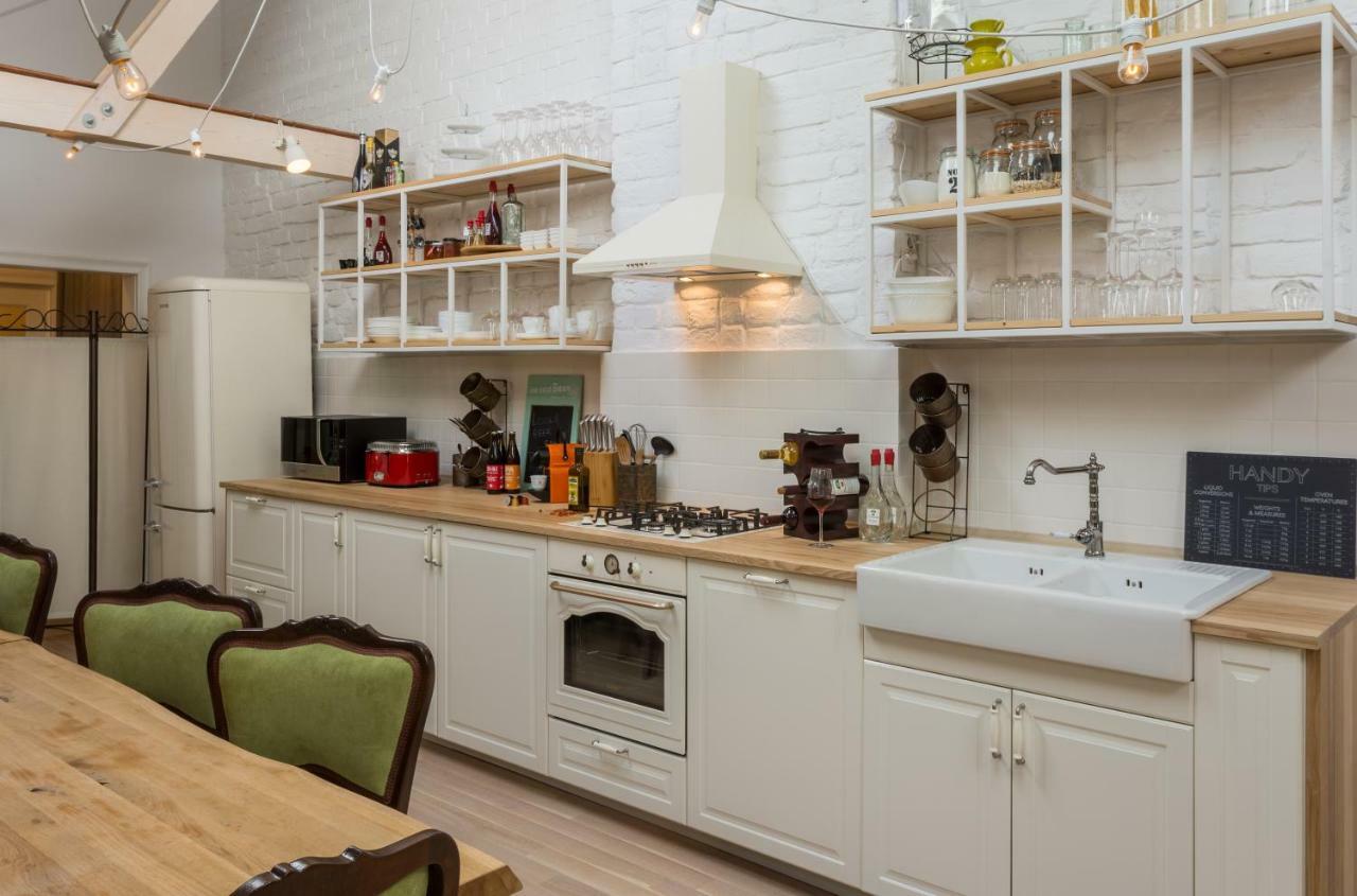 Good Living 3* Bucureşti